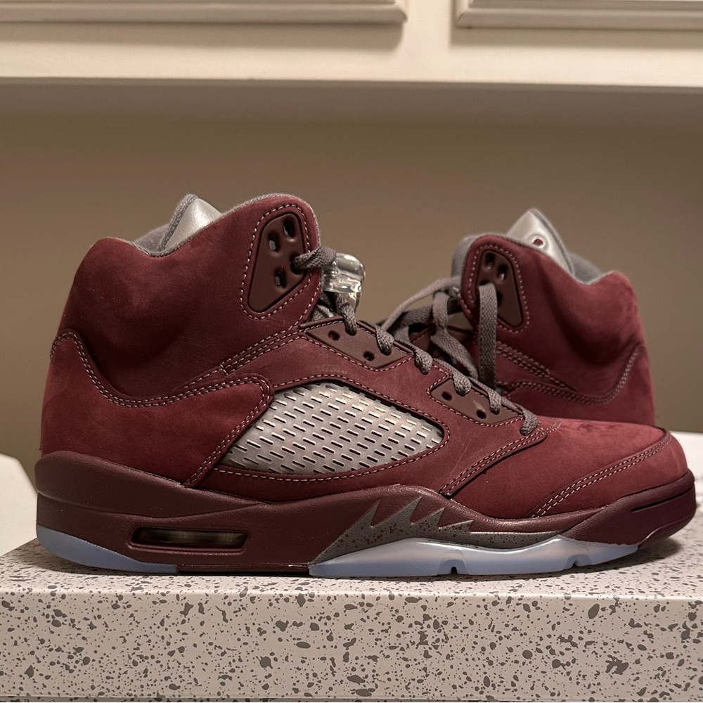 Air Jordan 5 Retro SE